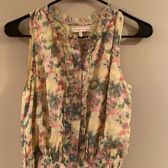 Medium Harper Wren Easter dress, buttons and a front tie. Flowery and flowy. - Picture 3 of 7